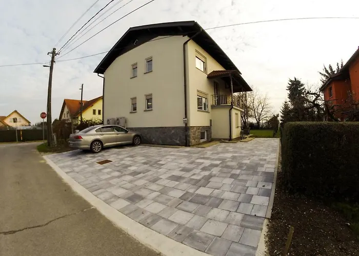 Διαμέρισμα Andrej - Poetovio &